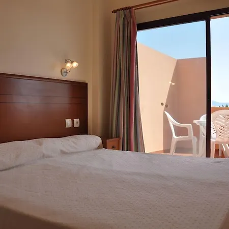 Turisticos Don Juan Apartment Manilva