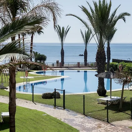 Turisticos Don Juan Apartment Manilva