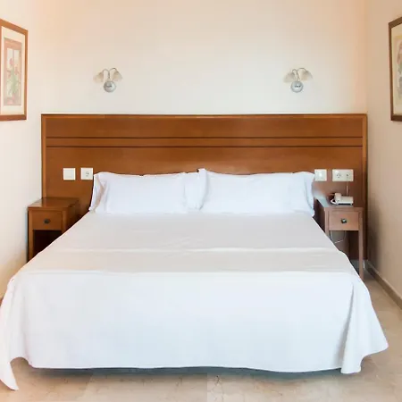 Turisticos Don Juan Apartment